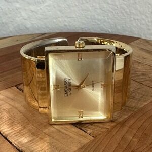 Embassy by Gruen Quartz Women's Dress Watch‎ Gold Tone Square GEM1787L Works